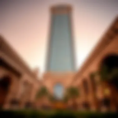 Modern Architecture in Dubai An architectural view of a modern Dubai skyscraper reflecting traditional Islamic design elements.